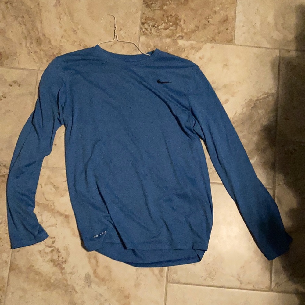 Nike Long sleeve Size Medium
